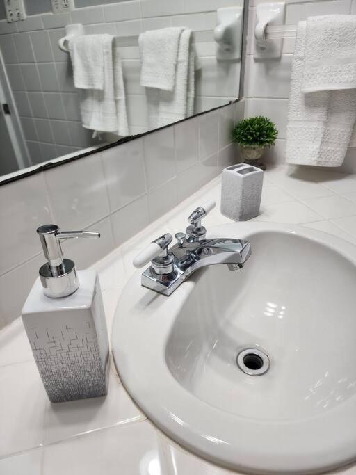 Willow Way: Cozy Retreat Fort Smith Εξωτερικό φωτογραφία