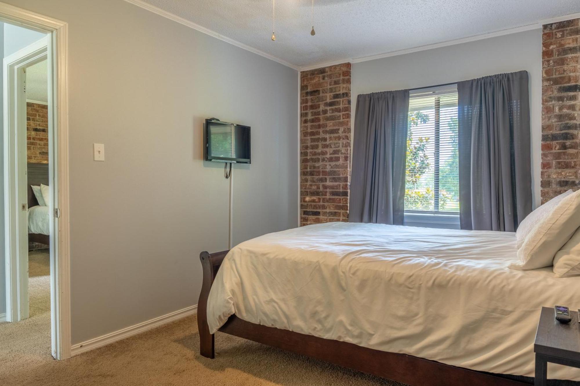 Willow Way: Cozy Retreat Fort Smith Εξωτερικό φωτογραφία