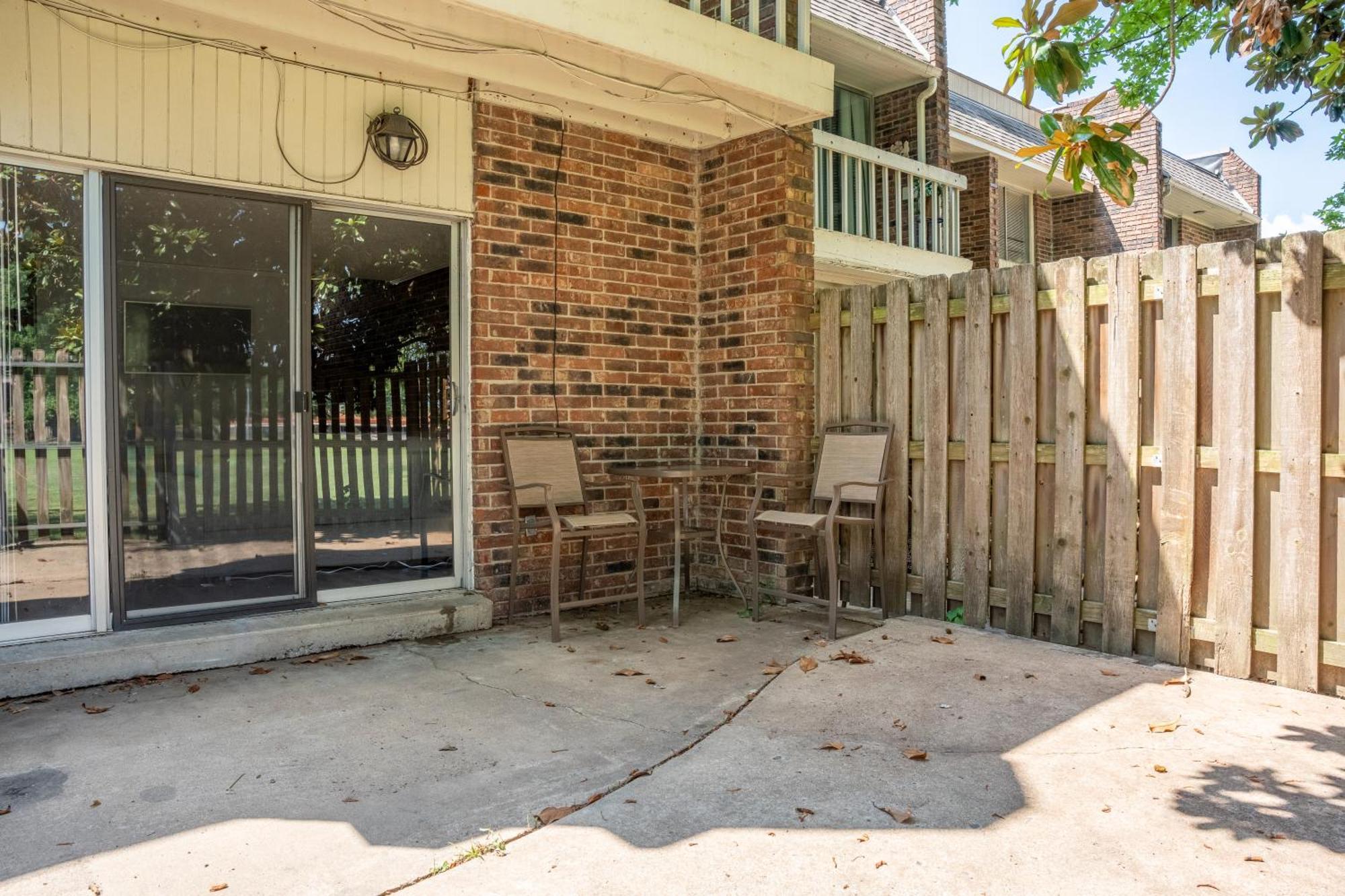 Willow Way: Cozy Retreat Fort Smith Εξωτερικό φωτογραφία