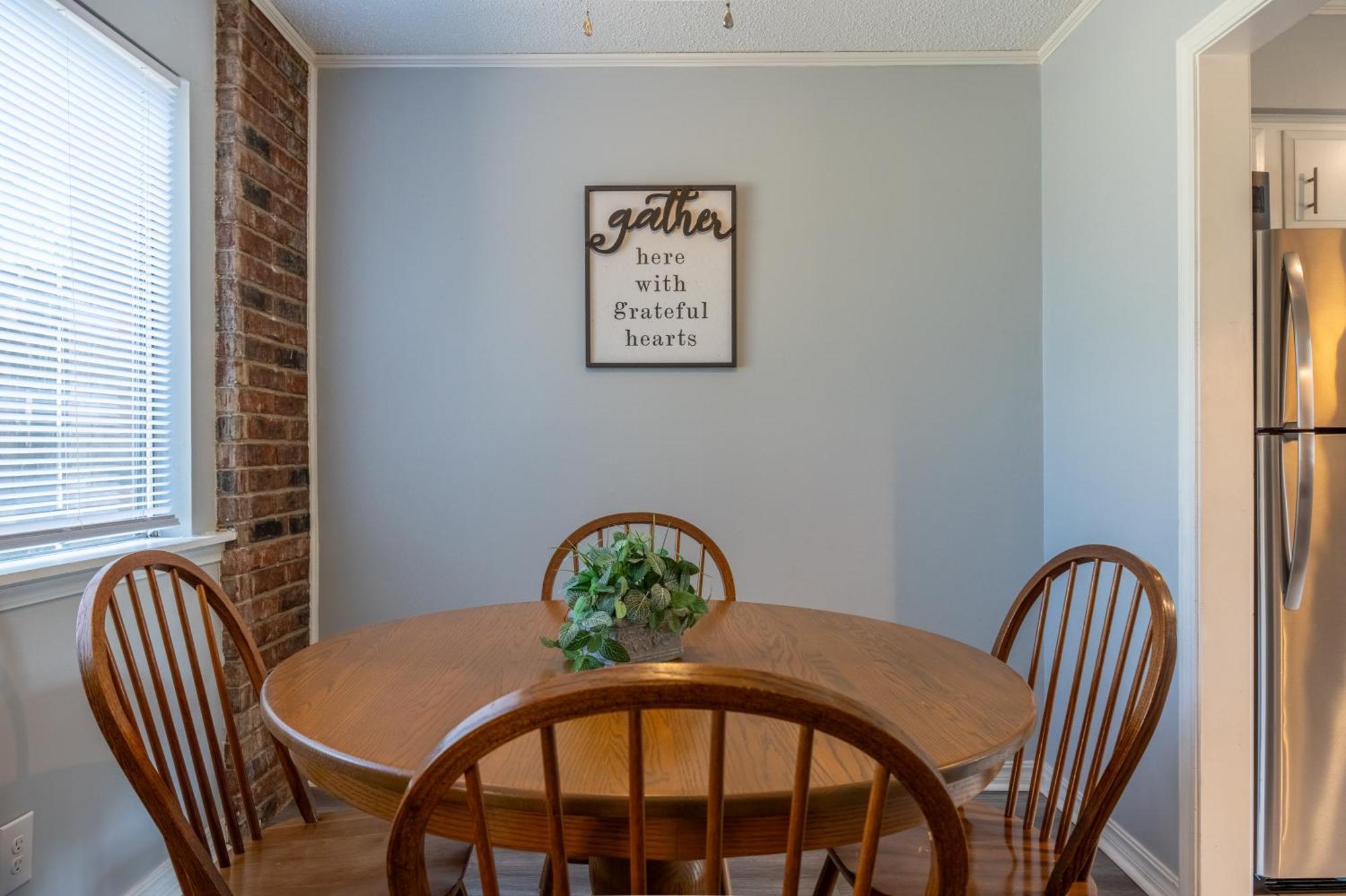 Willow Way: Cozy Retreat Fort Smith Εξωτερικό φωτογραφία