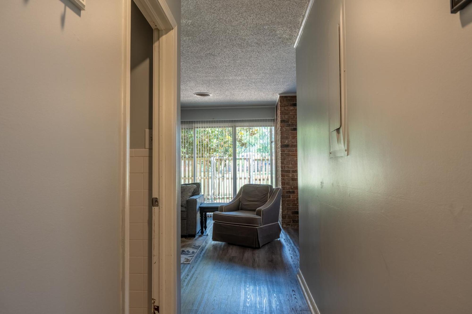 Willow Way: Cozy Retreat Fort Smith Εξωτερικό φωτογραφία