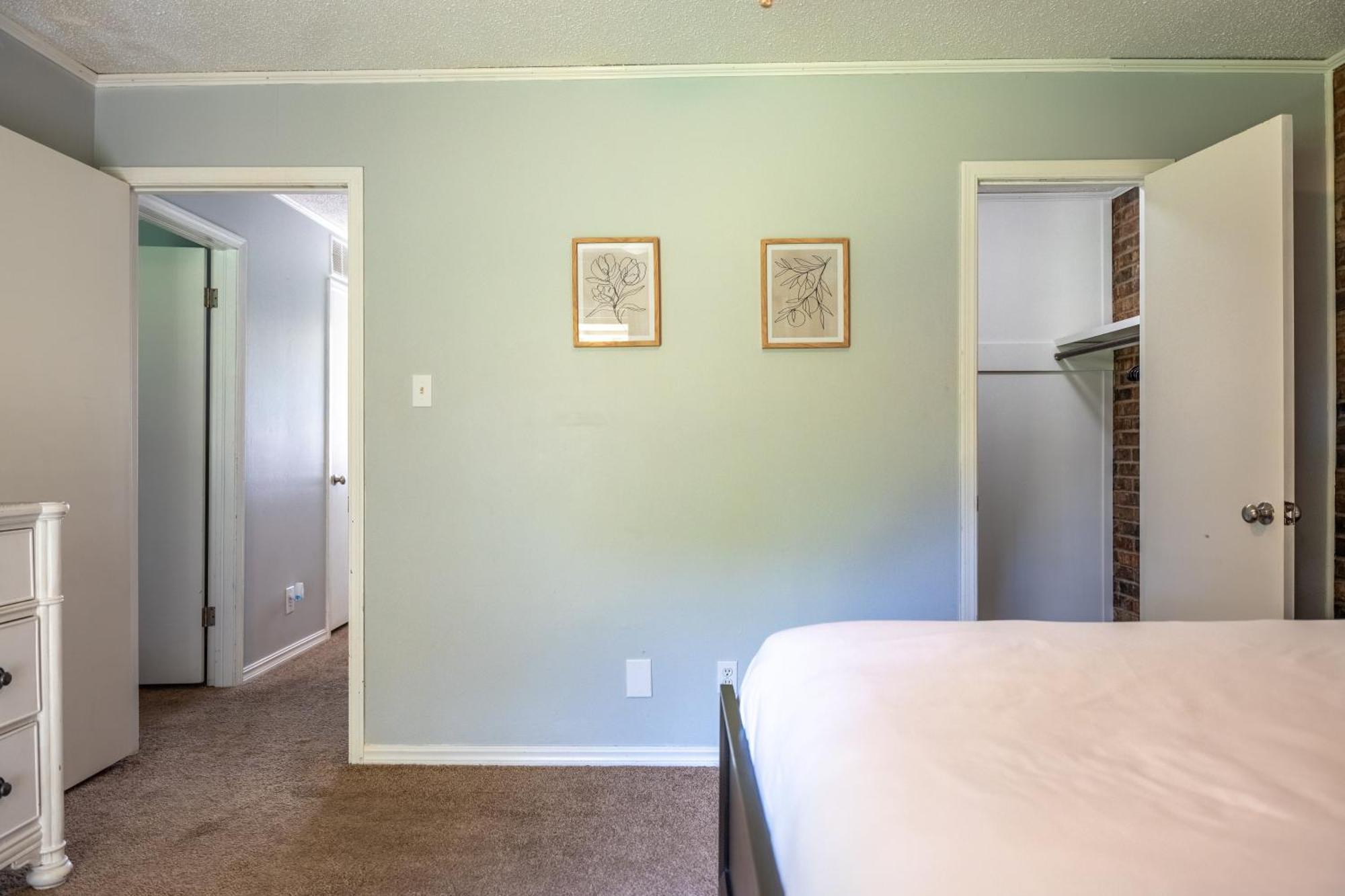 Willow Way: Cozy Retreat Fort Smith Εξωτερικό φωτογραφία